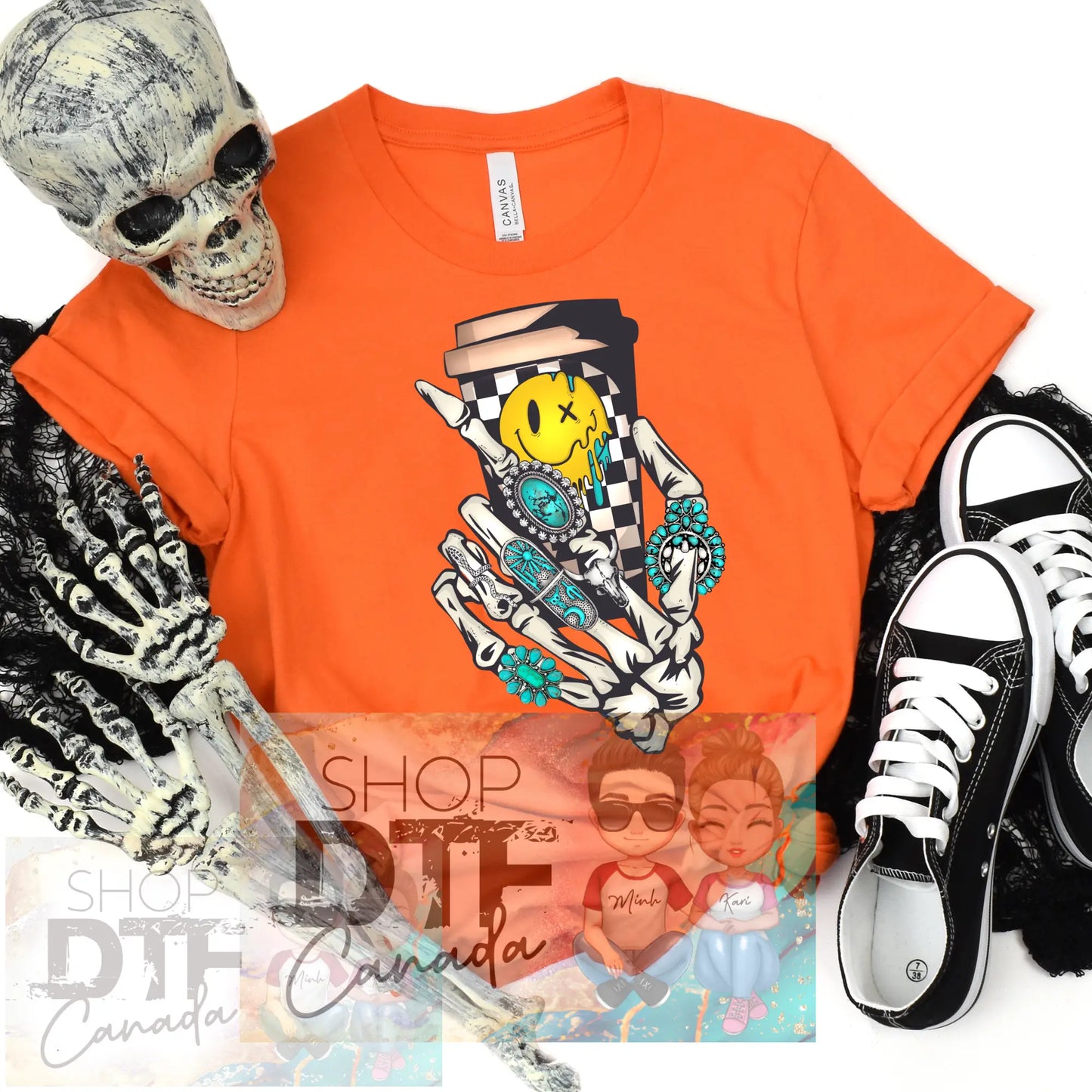 Halloween - Skeleton hand with cup - Shirts & Tops