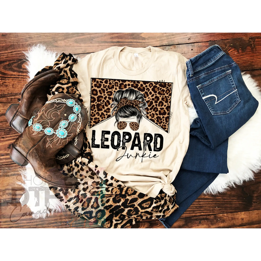 Mom - Country Mom Bun Leopard Junkie - Shirts & Tops